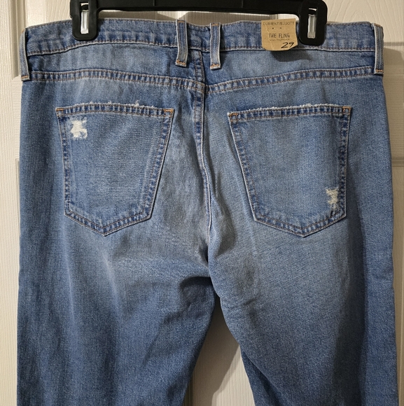 NWT Current/Elliot The Fling Slim Boyfriend Jeans in Tattered Destroy, Size 29. - Picture 10 of 15